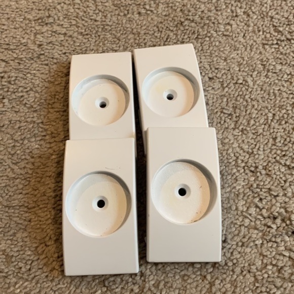 Wall Nanny 4 pack wall protectors for safety gate - Picture 2 of 2